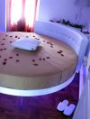 Letto rotondo romantico in suite san martino
